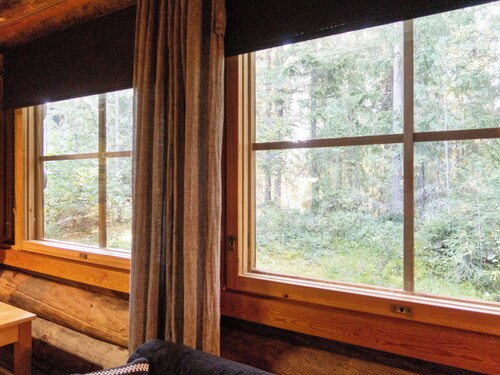 Vuokatinportti a 12 by Interhome