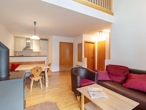 TV, fireplace, DVD player