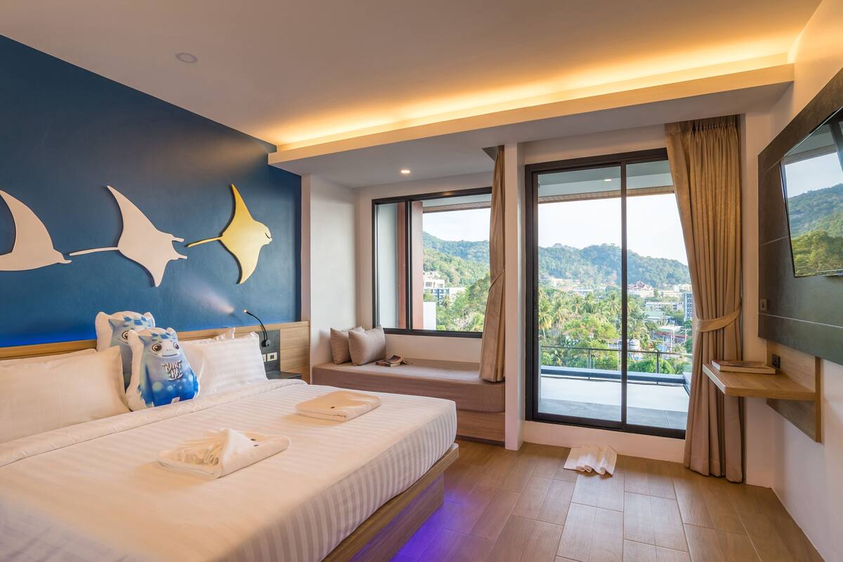 family sea tales pool terrace | 1 bedroom, in-room safe, desk, blackout curtains