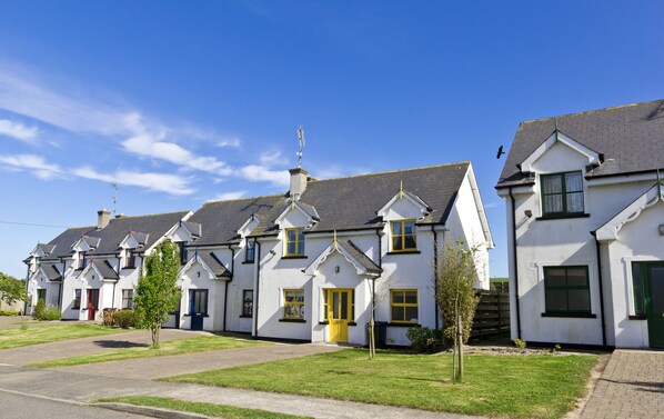 Exterior - Upton Court Holiday Cottages (Kilmuckridge)