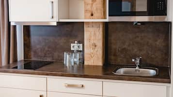 Estudio familiar, cocina básica | Cocina privada