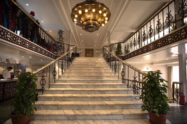 Interior - MS Da Vinci, Luxor - Luxor 7 Night Cruise Sat-Sat (Luxor)