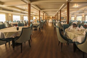 Free daily buffet breakfast - MS Da Vinci, Luxor - Luxor 7 Night Cruise Sat-Sat (Luxor)