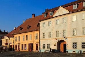 Front of property - Vendi Grand Square Residence (Sibiu)