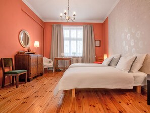 3 bedrooms, WiFi