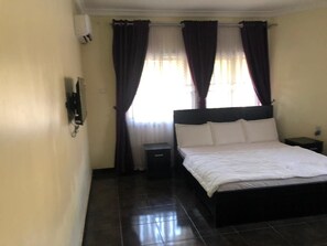 Luxury Double Room Single Use - APDC Guest House (Gwagwalada)