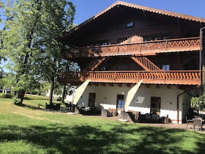 Façana frontal de l'allotjament