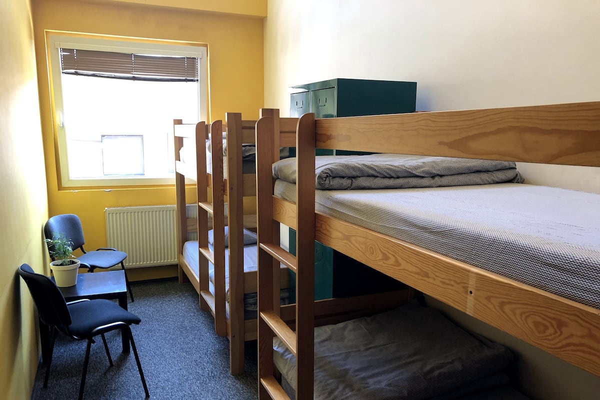 Fælles sovesal - kun kvinder - fælles badeværelse (4 beds) | Strygejern/strygebræt, gratis Wi-Fi, sengetøj