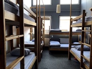 Room - Music Hostel Rewolucji (Lodz)