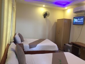 Desk, iron/ironing board, free WiFi, bed sheets