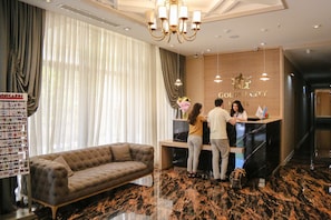 Reception - Golden City Hotel Baku (Baku)