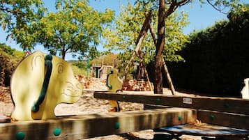 Children's play area - outdoor