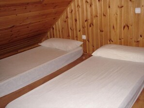 Room - Camping Alquézar (Alquezar)
