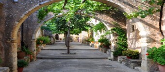 อะทาลิ แกรนด์ รีสอร์ท