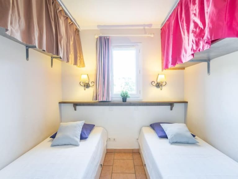 Les Calanques Spa Thalassothérapie By Interhome - Saint-Aygulf