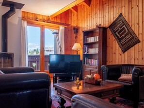 Télévision, cheminée