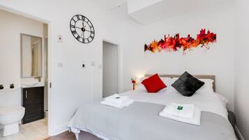 1 bedroom, free WiFi, bed sheets