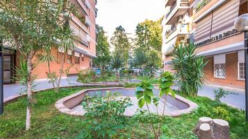 Enceinte de lâhĂ©bergement