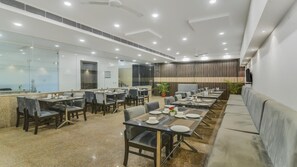 Dining - Royal Residence Galleria (Gurugram)