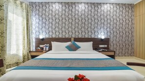 In-room safe, laptop workspace, soundproofing, iron/ironing board - Royal Residence Galleria (Gurugram)