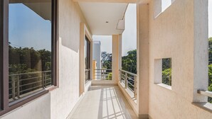 Unclassified image, 2 of 34, button - Royal Residence Huda City Centre (Gurugram)