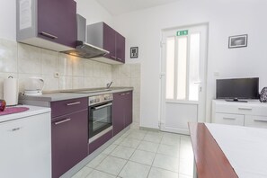 Apartment (A4) | Private kitchen