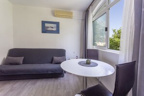 Flat-screen TV - Apartments Milka (Hvar)