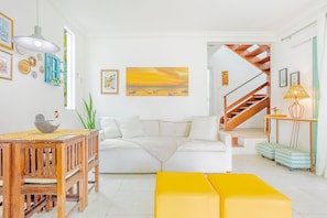 Chalet | Living area