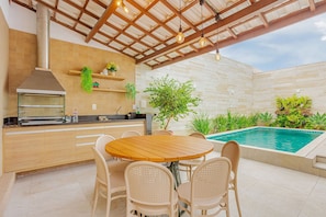 Chalet | Outdoor dining