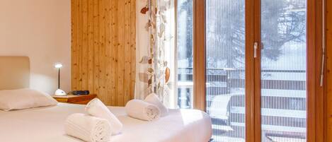 2 bedrooms, Internet