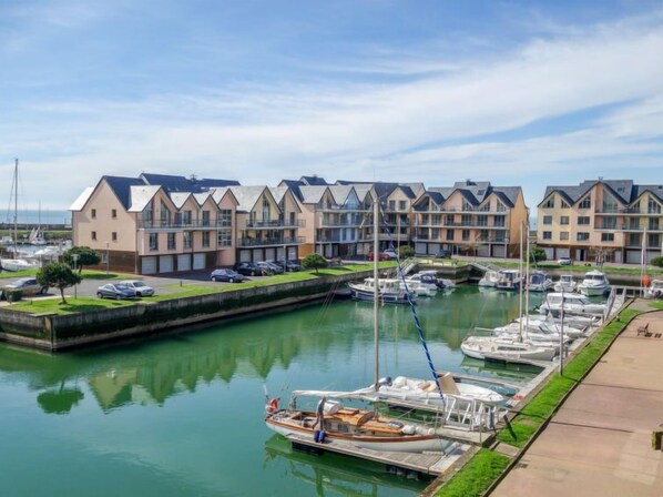 Marina