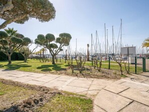 Property grounds - Les Jardins du Port by Interhome (Port Camargue)