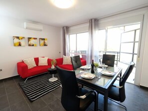 Dining - Formentor II by Interhome (Salou)