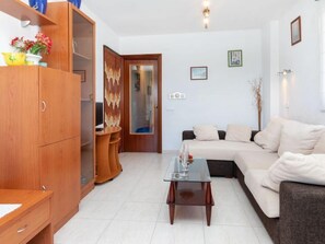 TV - Florida by Interhome (Miami Platja)