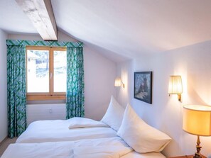 3 habitaciones, tabla de planchar con plancha y wifi 