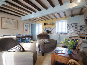 Interior - Charming stone house near the beach with bikes (Blainville-sur-Mer)
