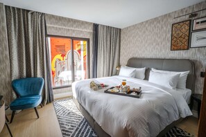 Ropa de cama de alta calidad, cubrecamas y colchones con efecto memoria 