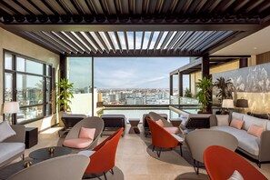Terrace/patio - Radisson Blu Hotel, Casablanca City Center (Casablanca)