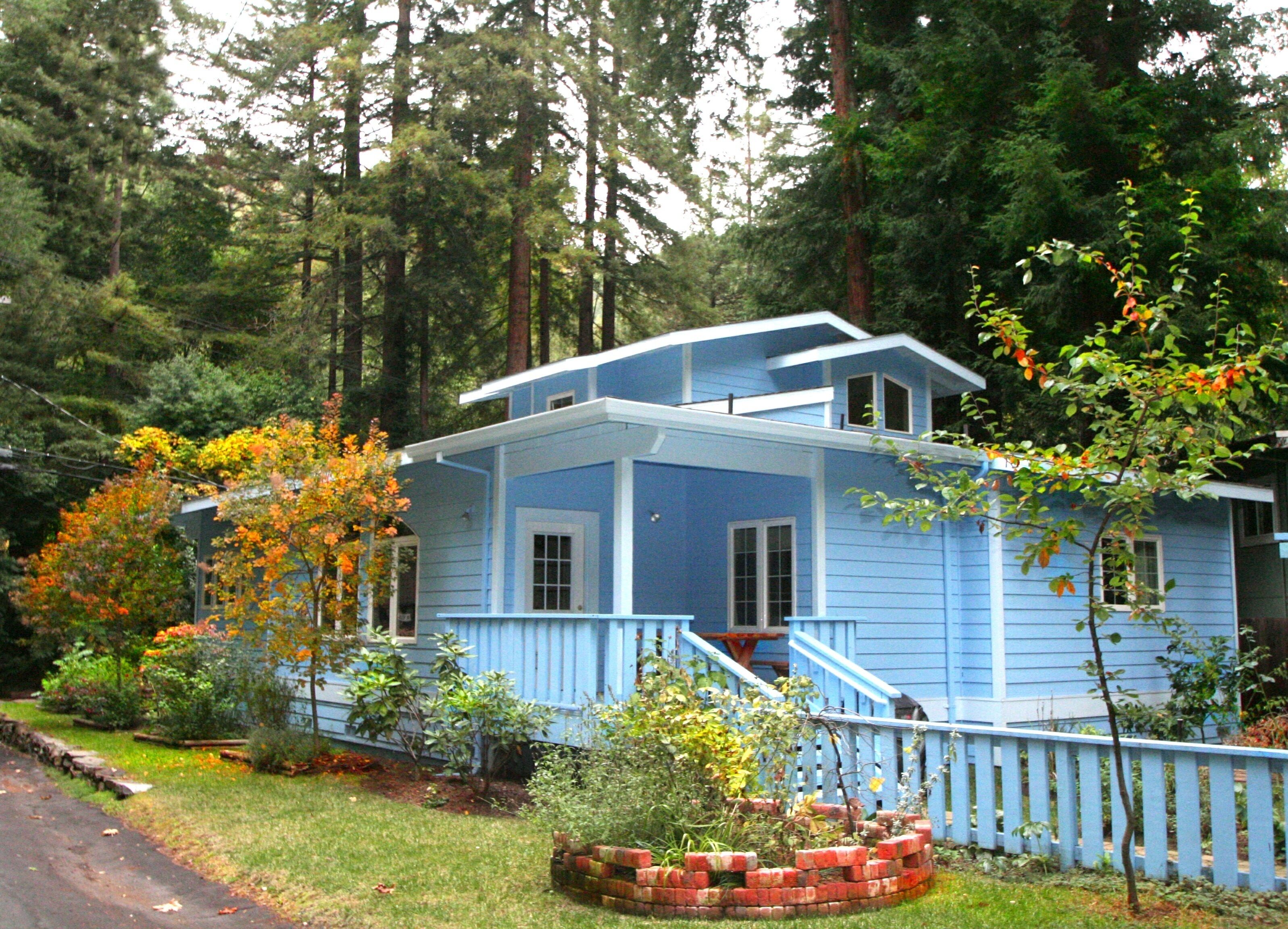 Blue Cherry:Wonderful Family Retreat!Jacuzzi Soaking Tub/Game Room/DogOk/WiFi