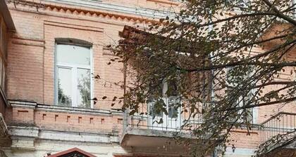 Home-Hotel Bolshaya Zhitomirskaya 4-V