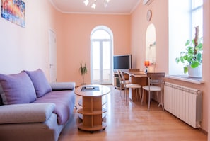 Apartment, 1 Bedroom, Balcony | 1 bedroom, iron/ironing board, free WiFi, bed sheets