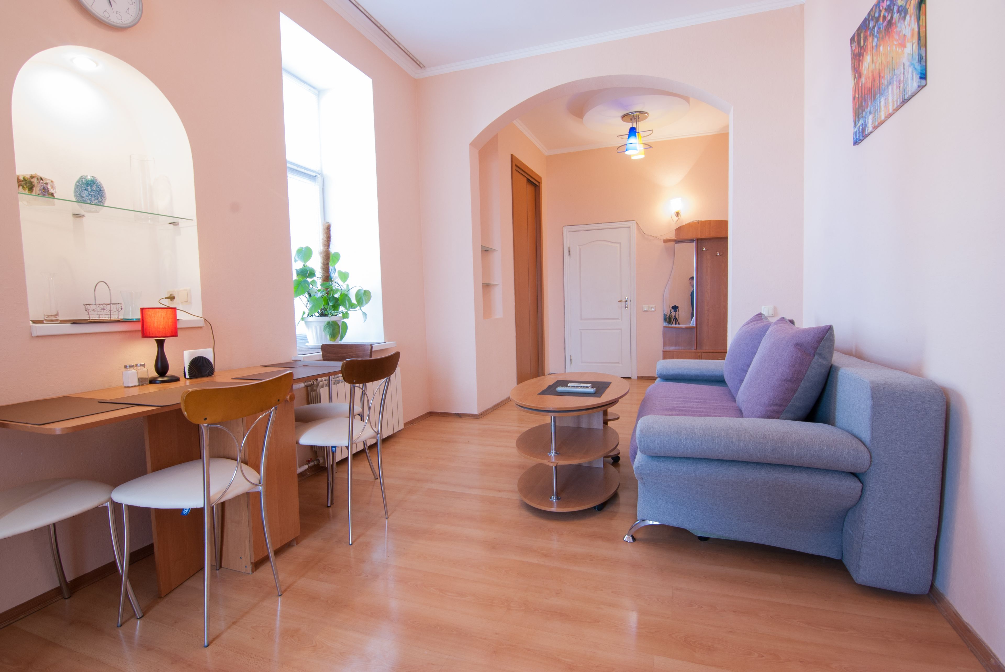 Appartement, 1 chambre, balcon | 1 chambre, fer et planche à repasser, accès au Wi-Fi (inclus)