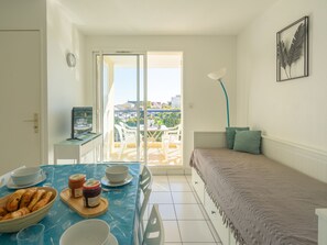 2 Schlafzimmer, Internetzugang