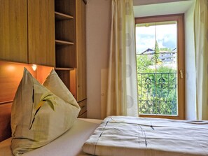 1 bedroom, free Internet