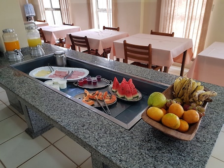 Free daily full breakfast . Esplanada Hotel