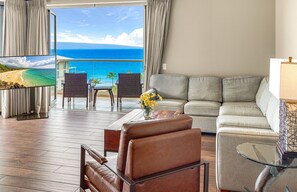 TV, DVD player, stereo - Maui Resort Rentals: Honua Kai Hokulani 841 - Upgraded Top Floor Deluxe 2BR, Corner Floor Plan, Stunning Ocean Views! (Lahaina)