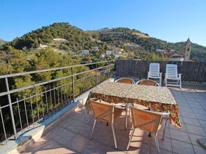 Outdoor dining - IL Cippo by Interhome (Mortola)