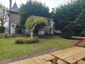 Outdoor dining - Le Petit Robinson by Interhome (Dinard)