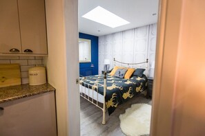 1 bedroom, soundproofing, iron/ironing board, free WiFi