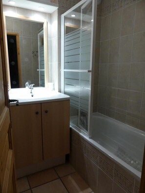 Tina y secadora de cabello 